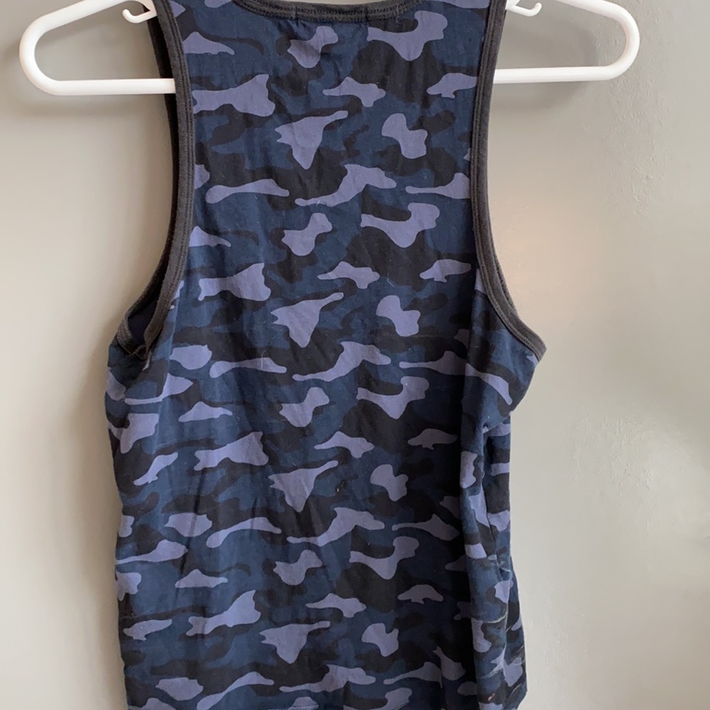 Tank - Picture 3 of 3